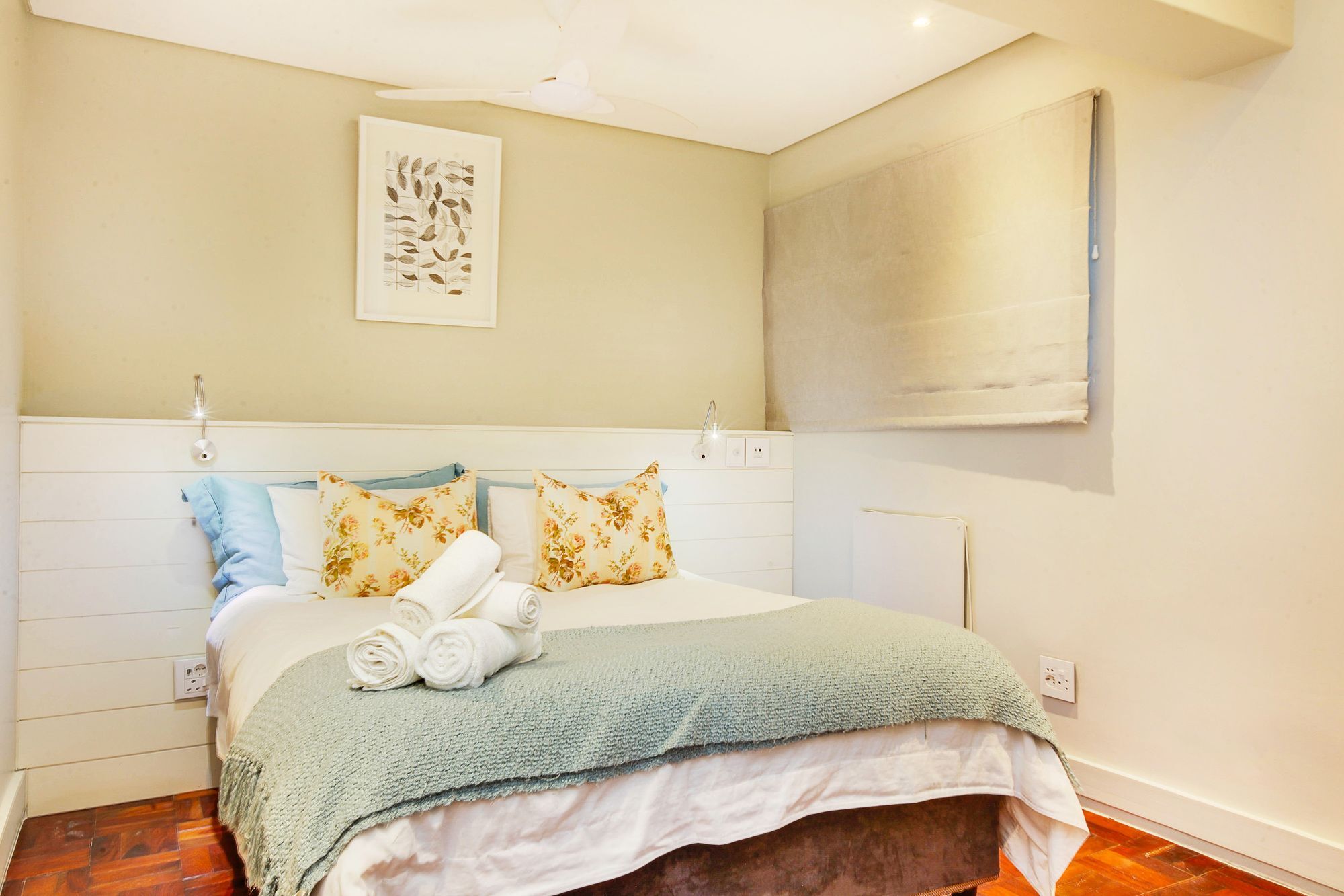 Backup Powered Sea View Apartment On The Promenade 케이프타운 외부 사진