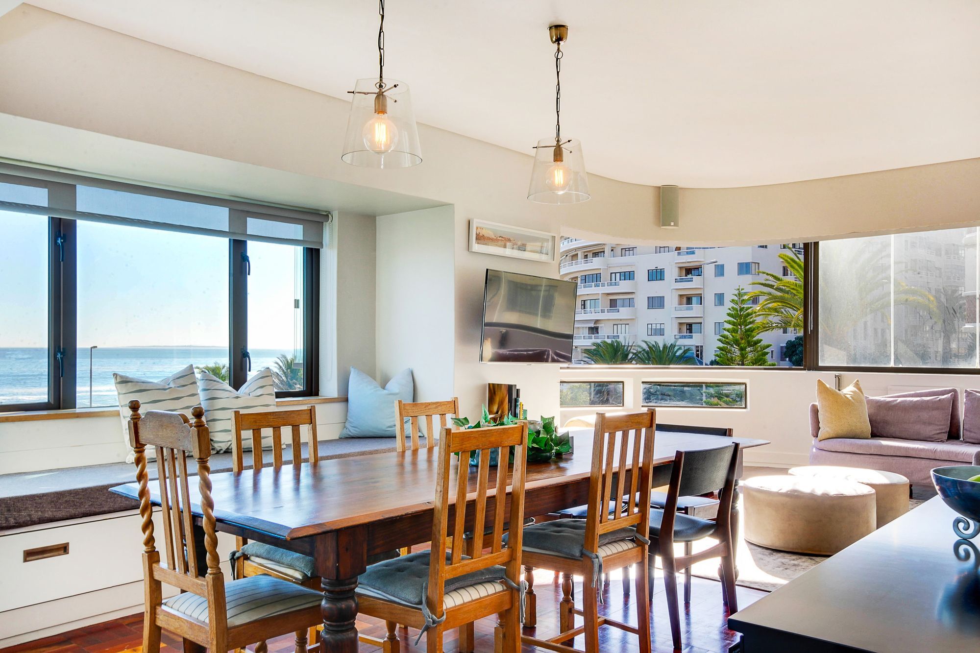 Backup Powered Sea View Apartment On The Promenade 케이프타운 외부 사진