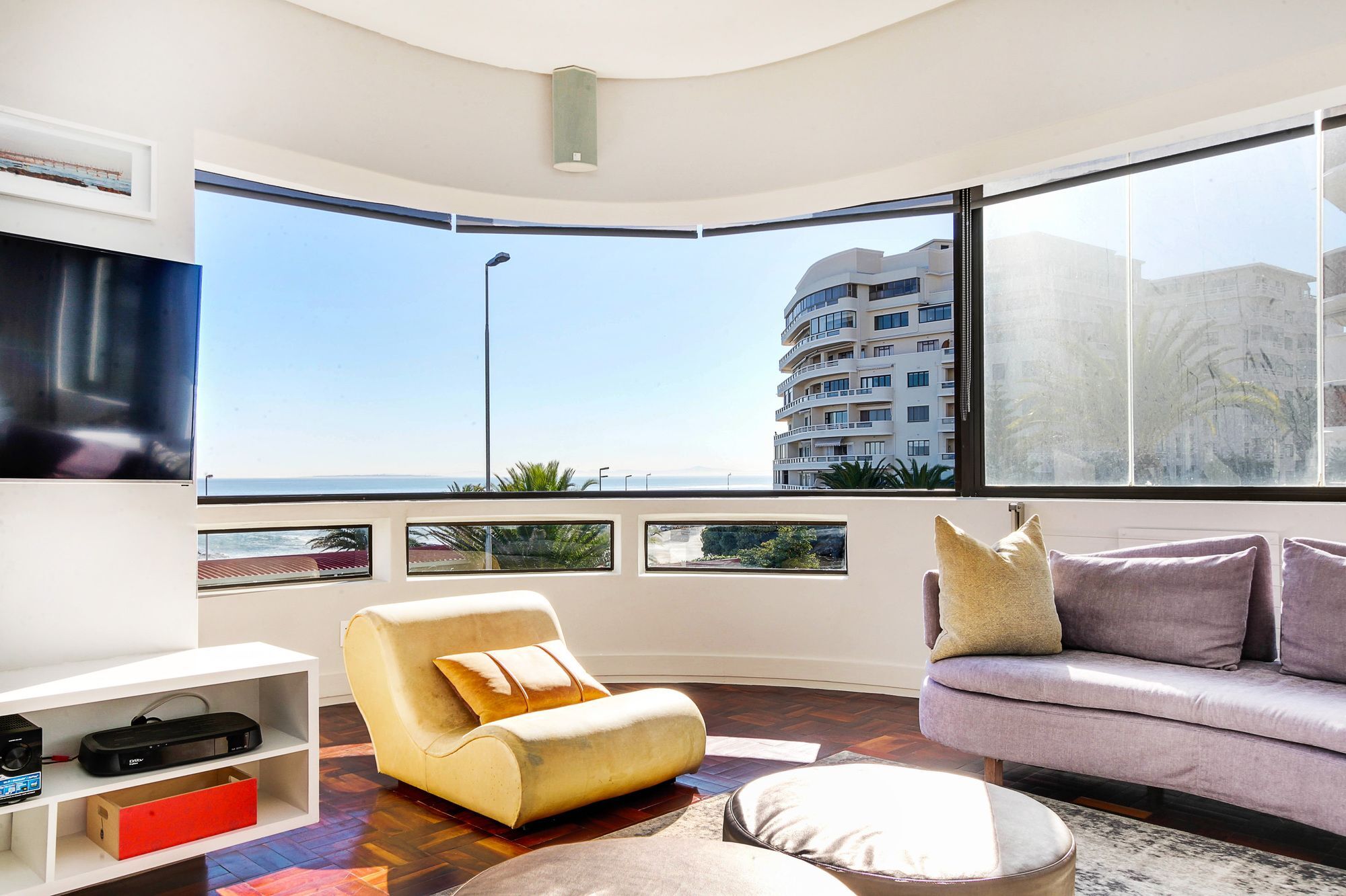 Backup Powered Sea View Apartment On The Promenade 케이프타운 외부 사진